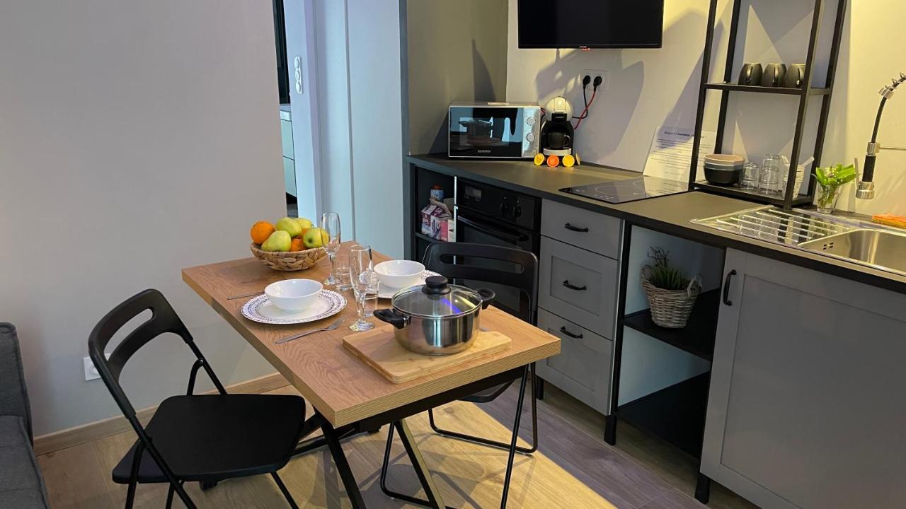 דול Bienvenue Chez Vous "Appartement Classe 2 Etoiles En Rdc Avec Espace Exterieur Et Parking" מראה חיצוני תמונה