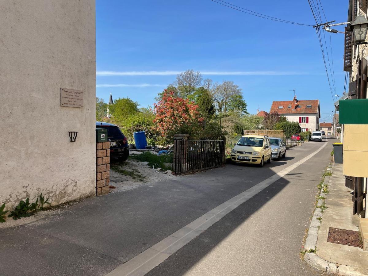 דול Bienvenue Chez Vous "Appartement Classe 2 Etoiles En Rdc Avec Espace Exterieur Et Parking" מראה חיצוני תמונה